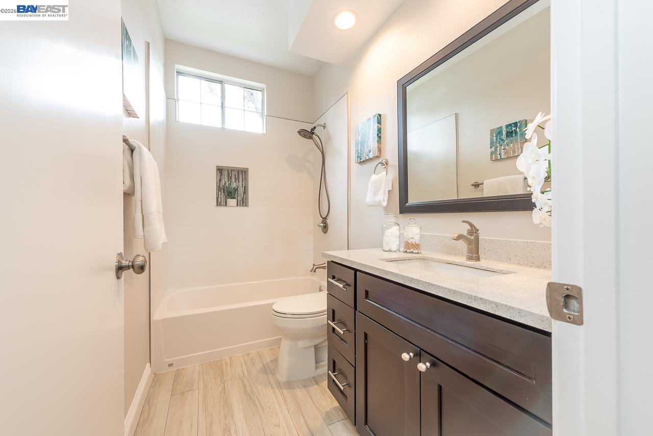 4780 Cabello St, Union City · Contemporary KB Home in California Gallery | Price Improved to $1,548,000, Photo 13