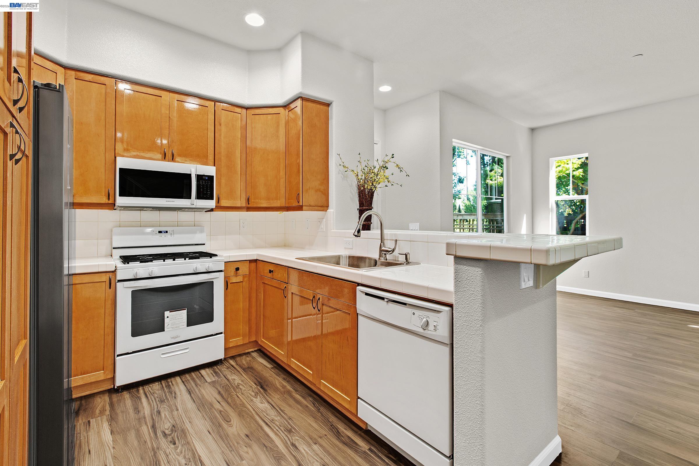 341 Imagination Pl, Photo 6