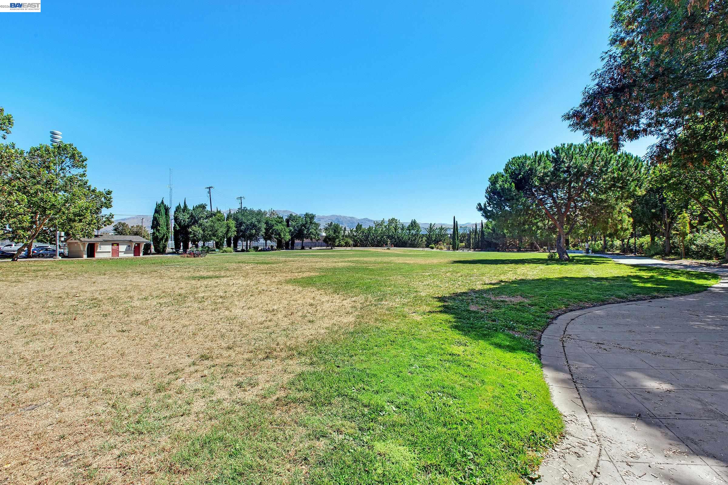 341 Imagination Pl, Photo 12