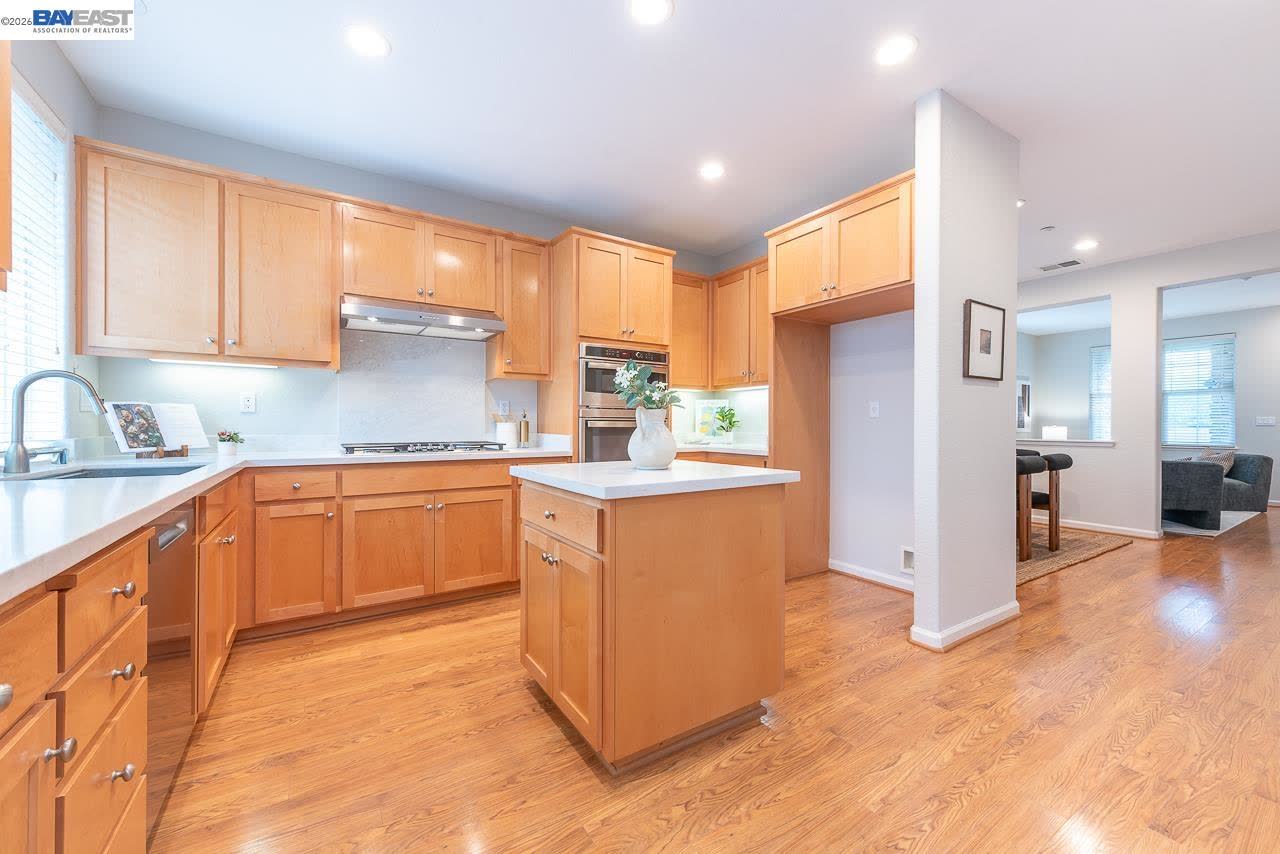 34187 Governo Drive, Photo 7