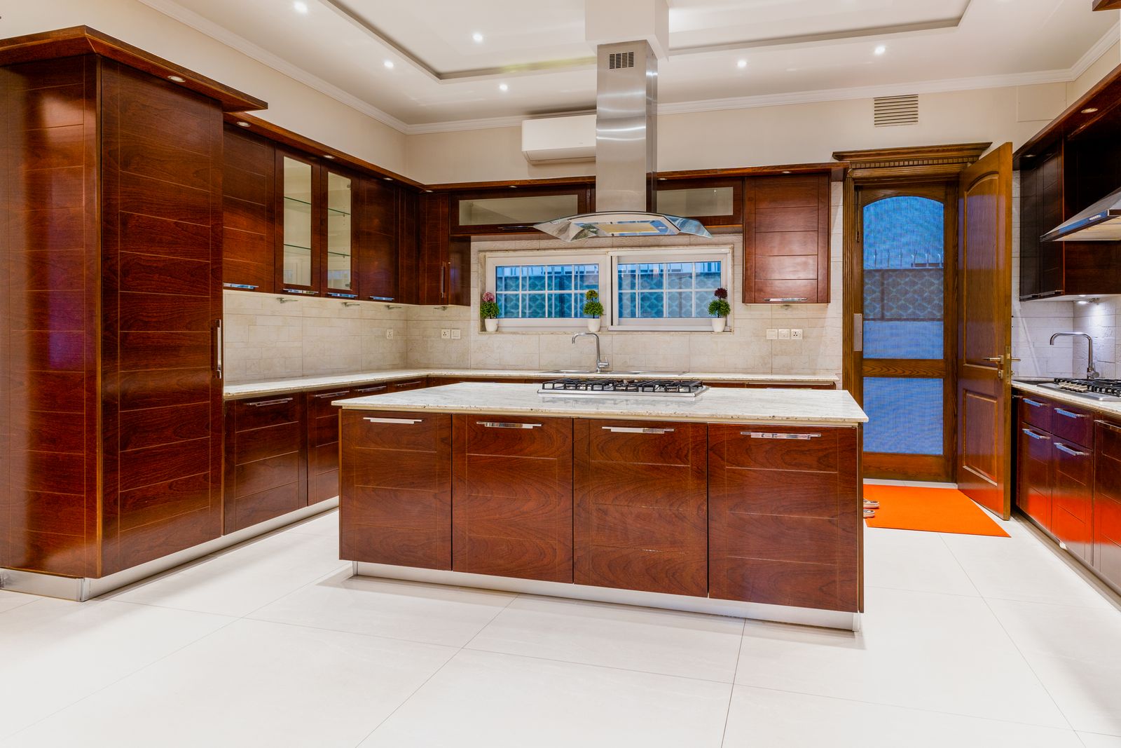 The Upscale Kitchen: 192,000 Dollars In, 62,000 Back, and Who Should Do It Anyway