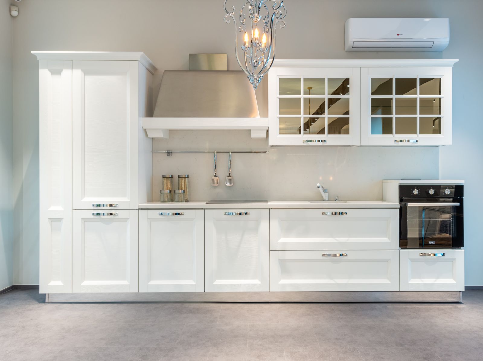 The Minor Kitchen Remodel: Why the Light Touch Beats the Gut Job at Resale