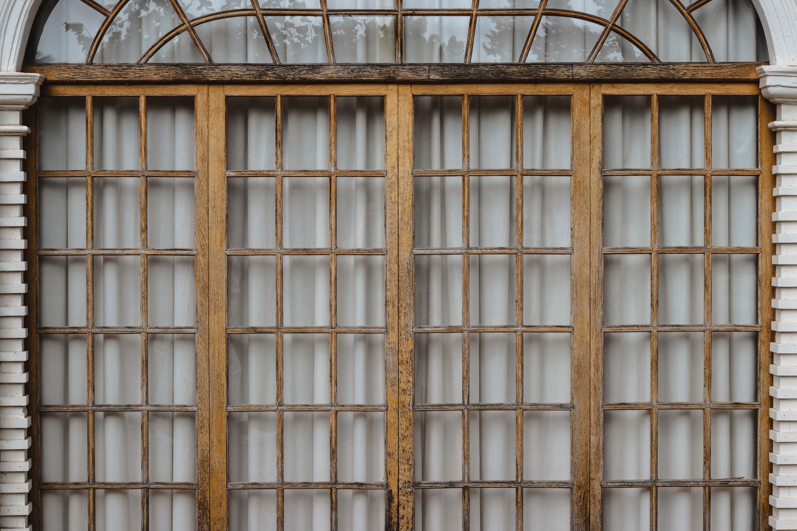 Wood Windows: When the Premium Material Is Expected and When It Is Ego