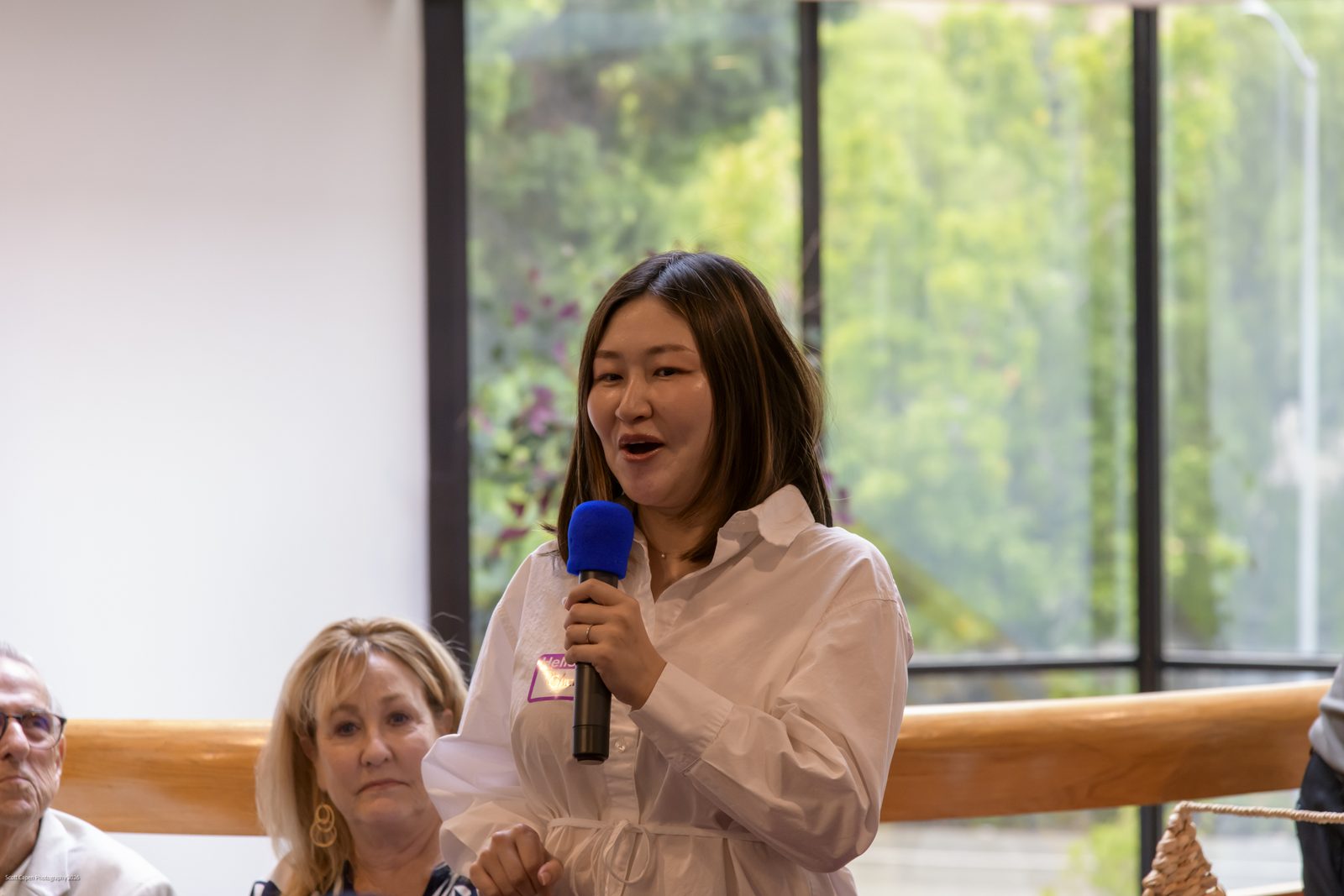 A first-time guest introduces herself